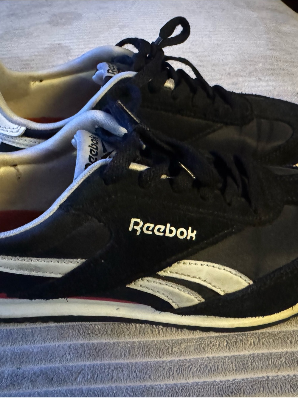 Reebok womens Black & White Classic Sneaker
